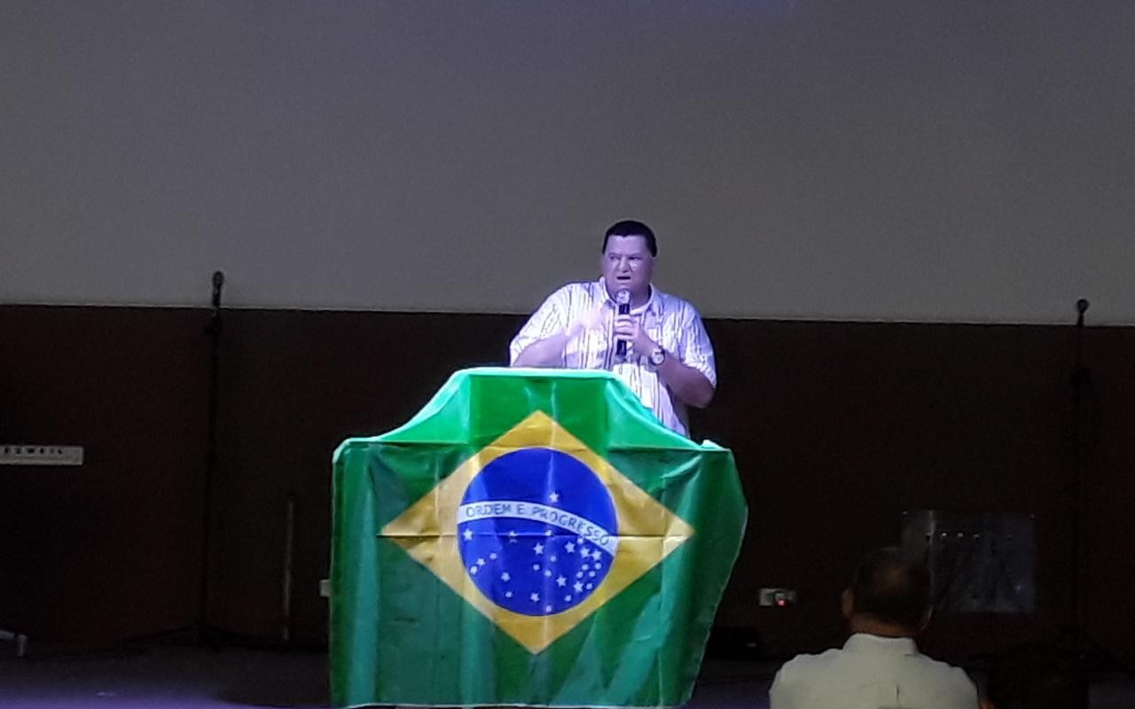 Em tempos de posicionamento, o que fazer